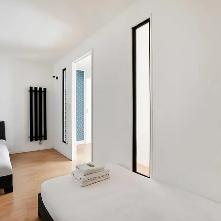 In The Heart Of Opera Daire Paris